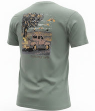 Load image into Gallery viewer, Country Life Country Roads